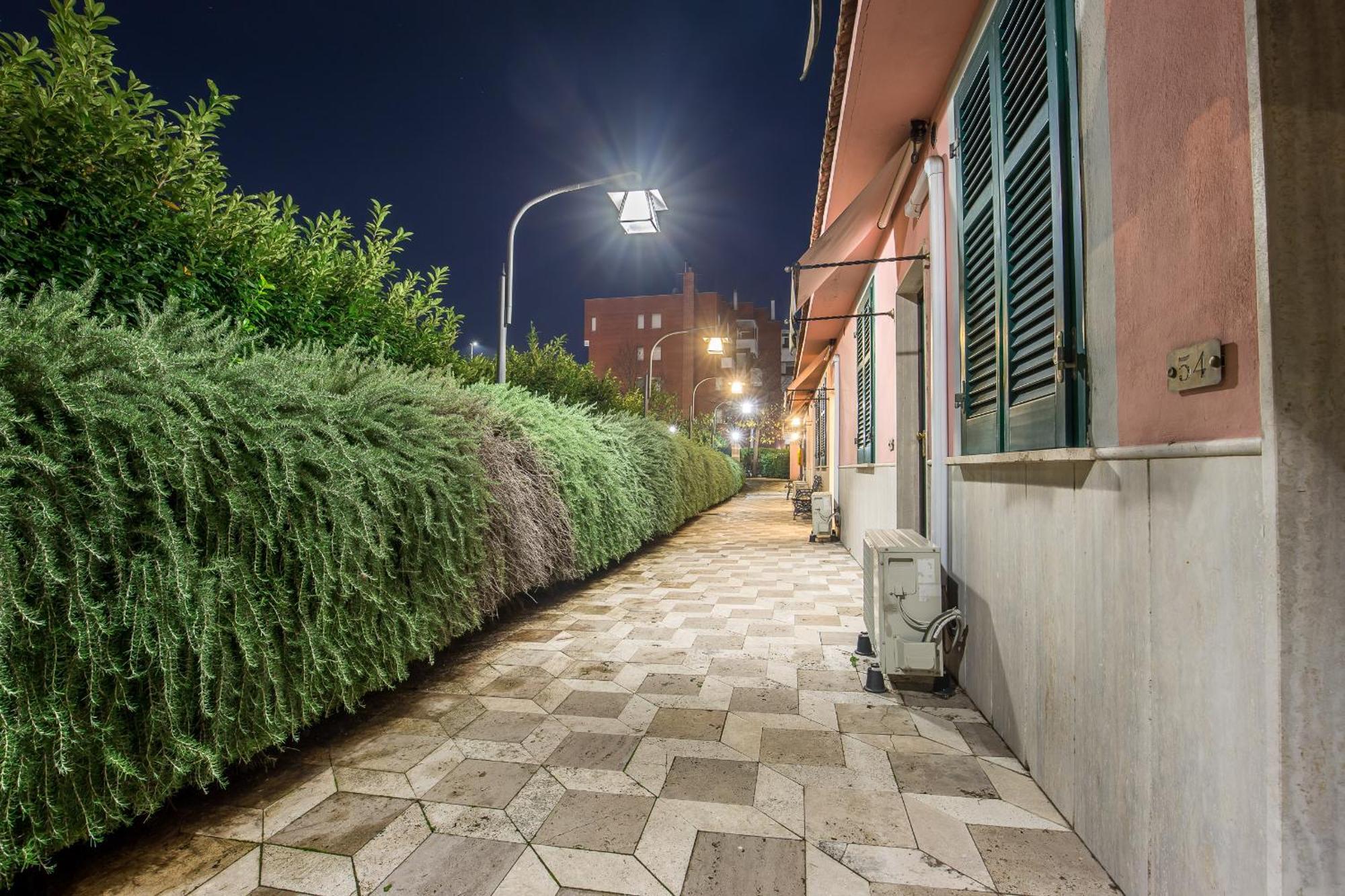 Hotel Arco Di Travertino Roma Exterior foto